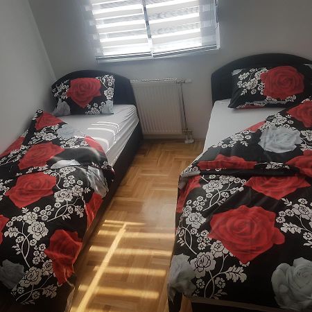 Apartment Kosmos Banja Luka Eksteriør bilde