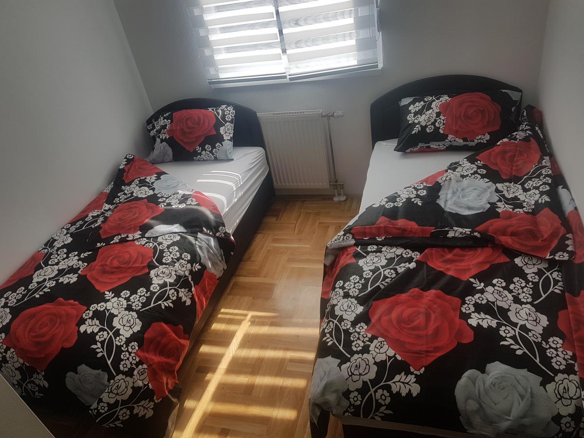 Apartment Kosmos Banja Luka Eksteriør bilde